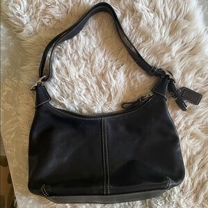 Coach leather shoulder bag